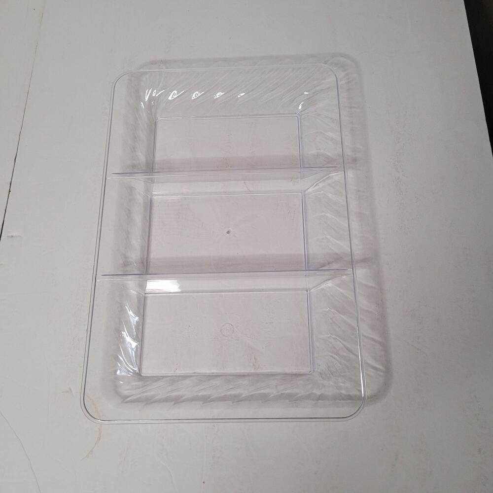 Versatile Clear Plastic 3-Section Serving Dish Tray